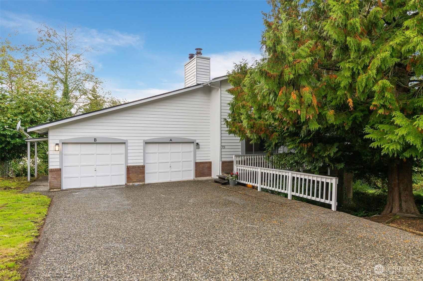 Property Photo:  731 55th Street SW A  B  WA 98203 