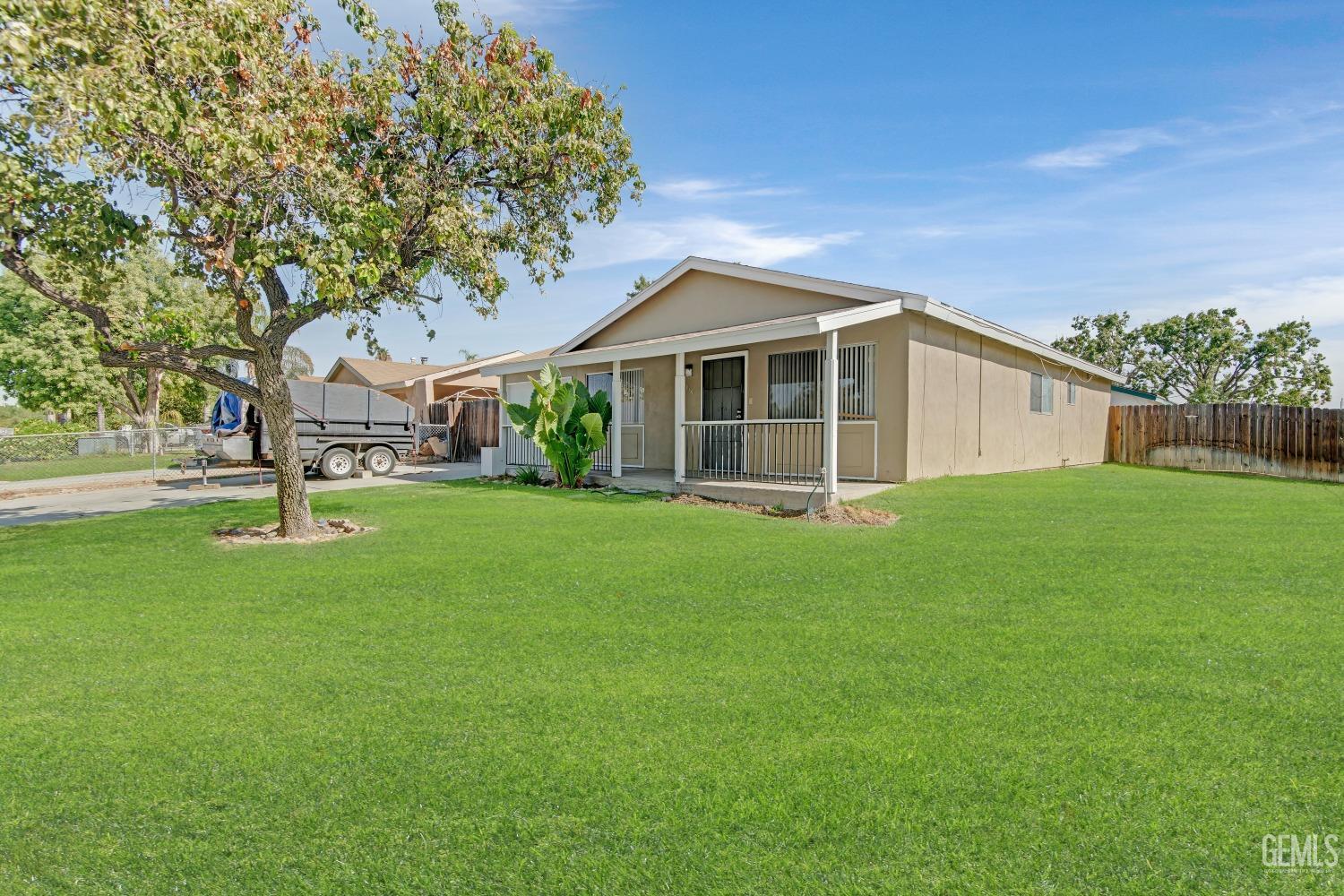 Property Photo: 3816 Grissom Street CA 93309