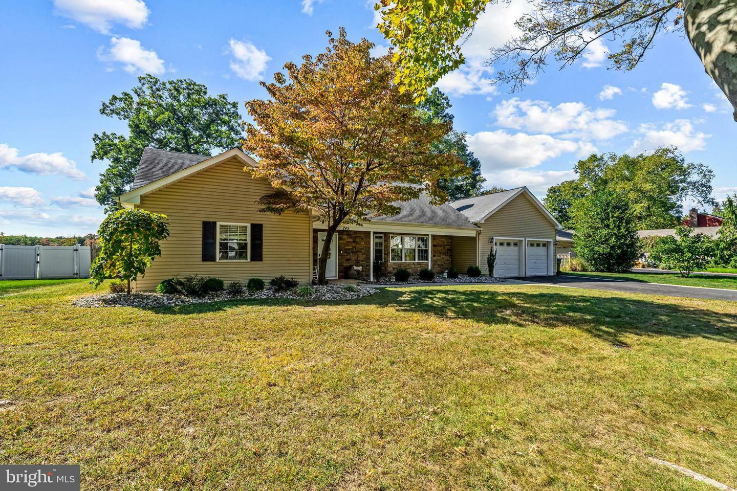 Property Photo:  245 Club House Drive  NJ 08046 