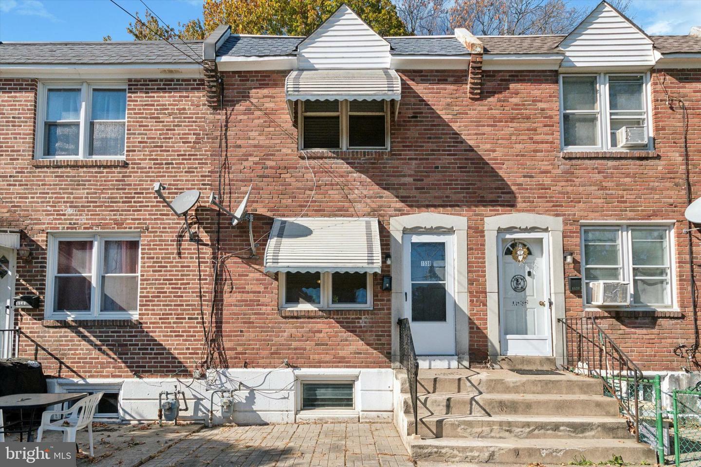 Property Photo:  1538 Llanwellyn Avenue  PA 19032 