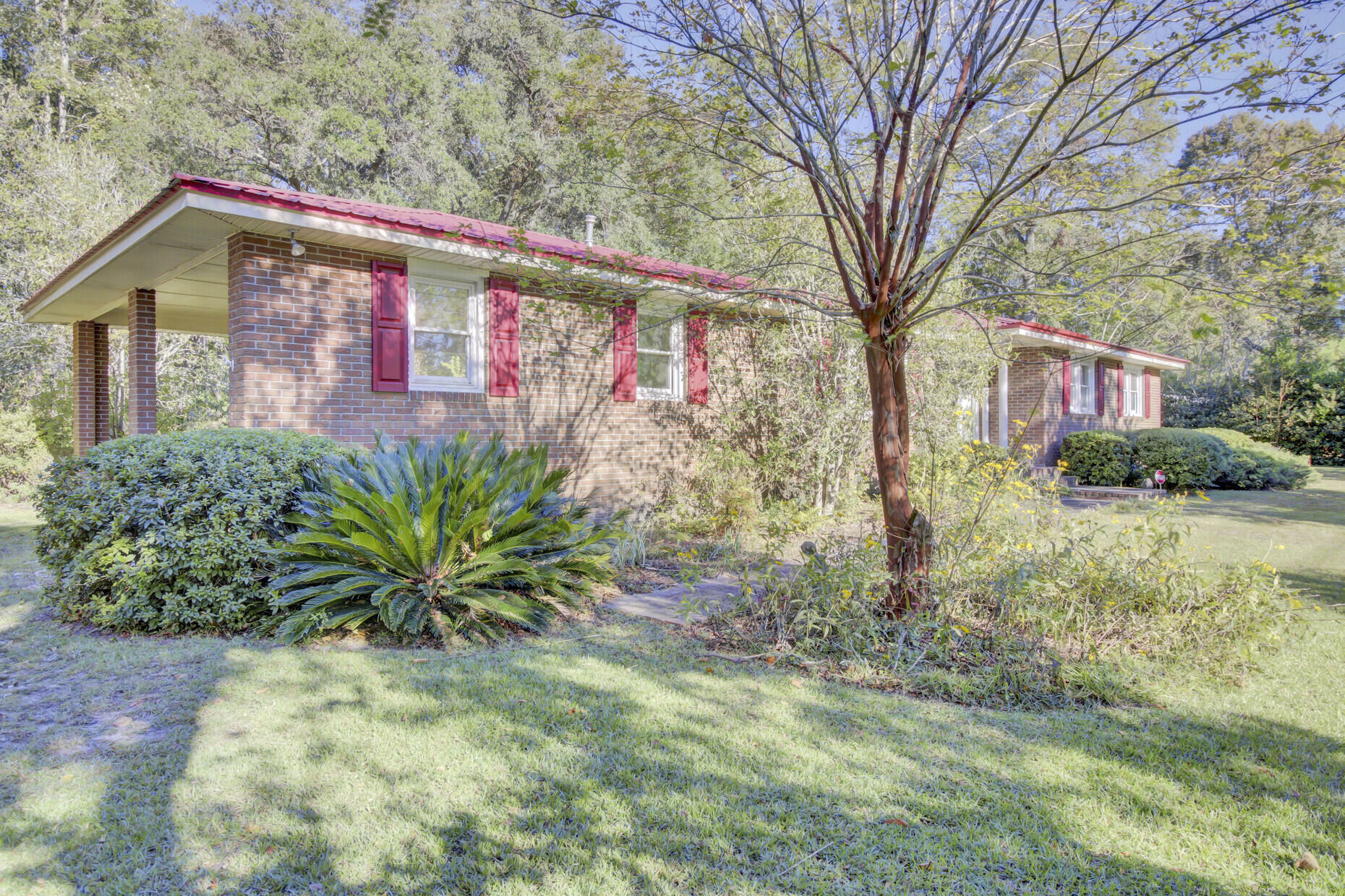 Property Photo:  1560 Bacons Bridge Road  SC 29485 