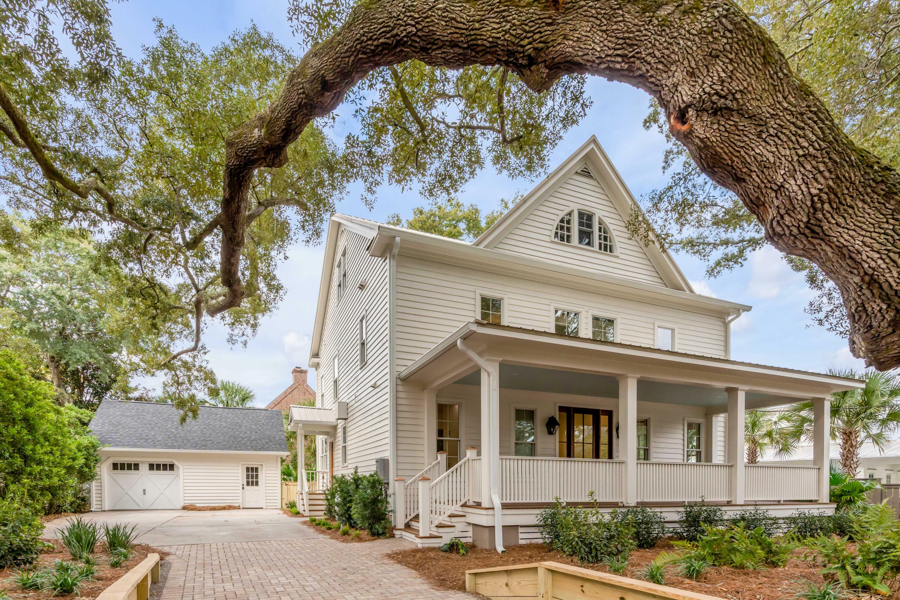 517 Royall Avenue  Mount Pleasant SC 29464 photo