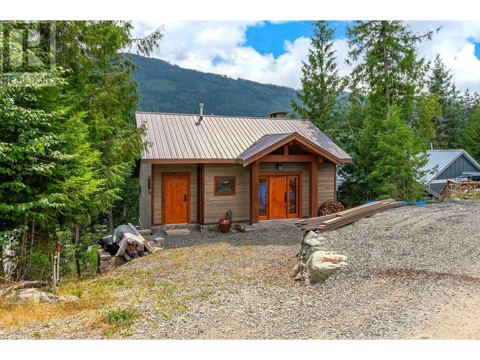 Property Photo: 7540 Russel Fsr Creek 2 BC V0E 1E0