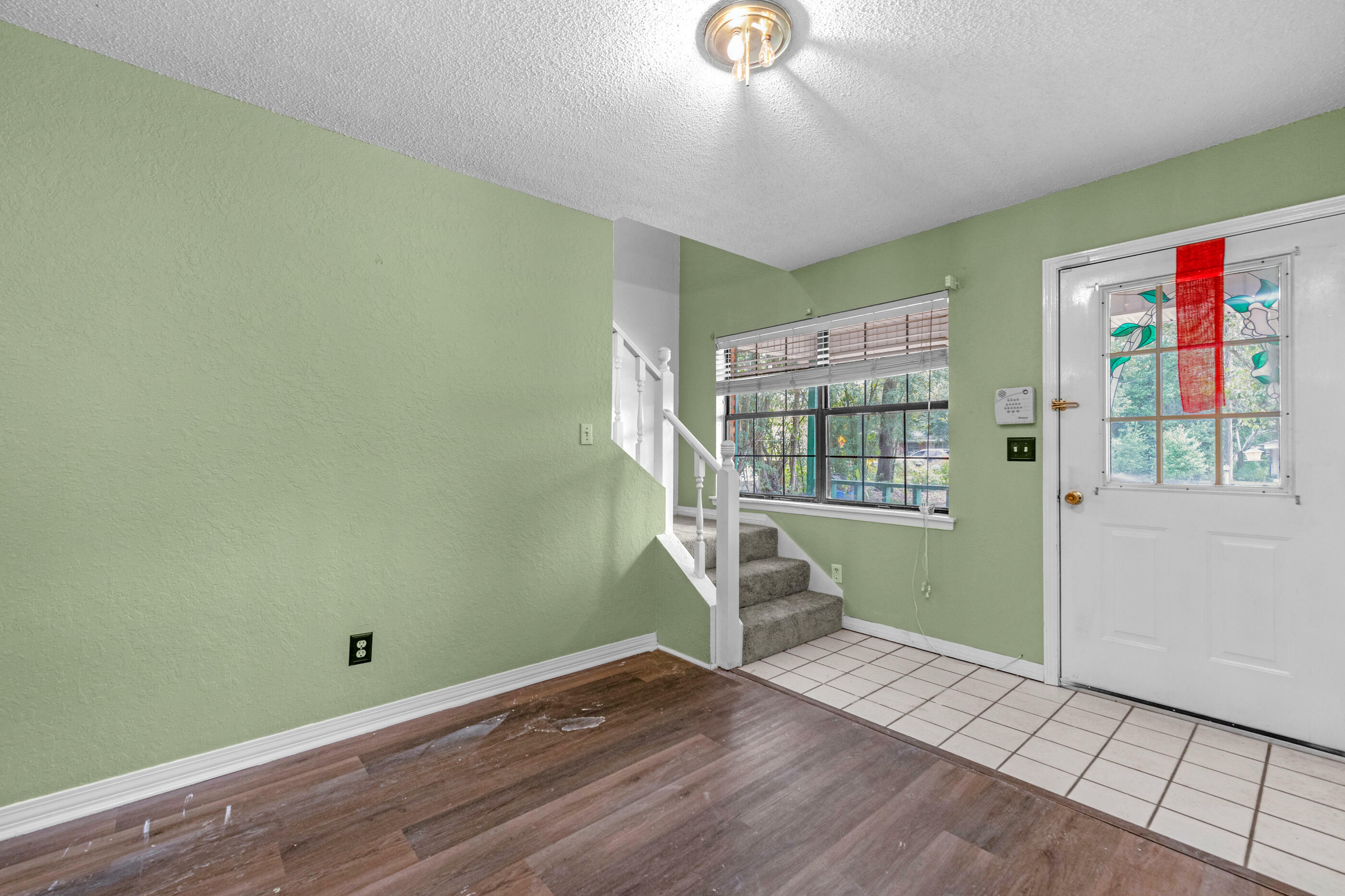 Property Photo:  103 Powell Drive  FL 32536 