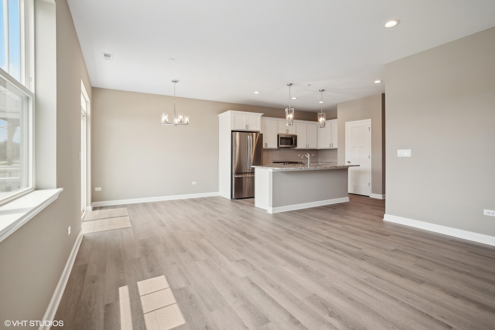 Property Photo: 343 Masters Drive IL 60101