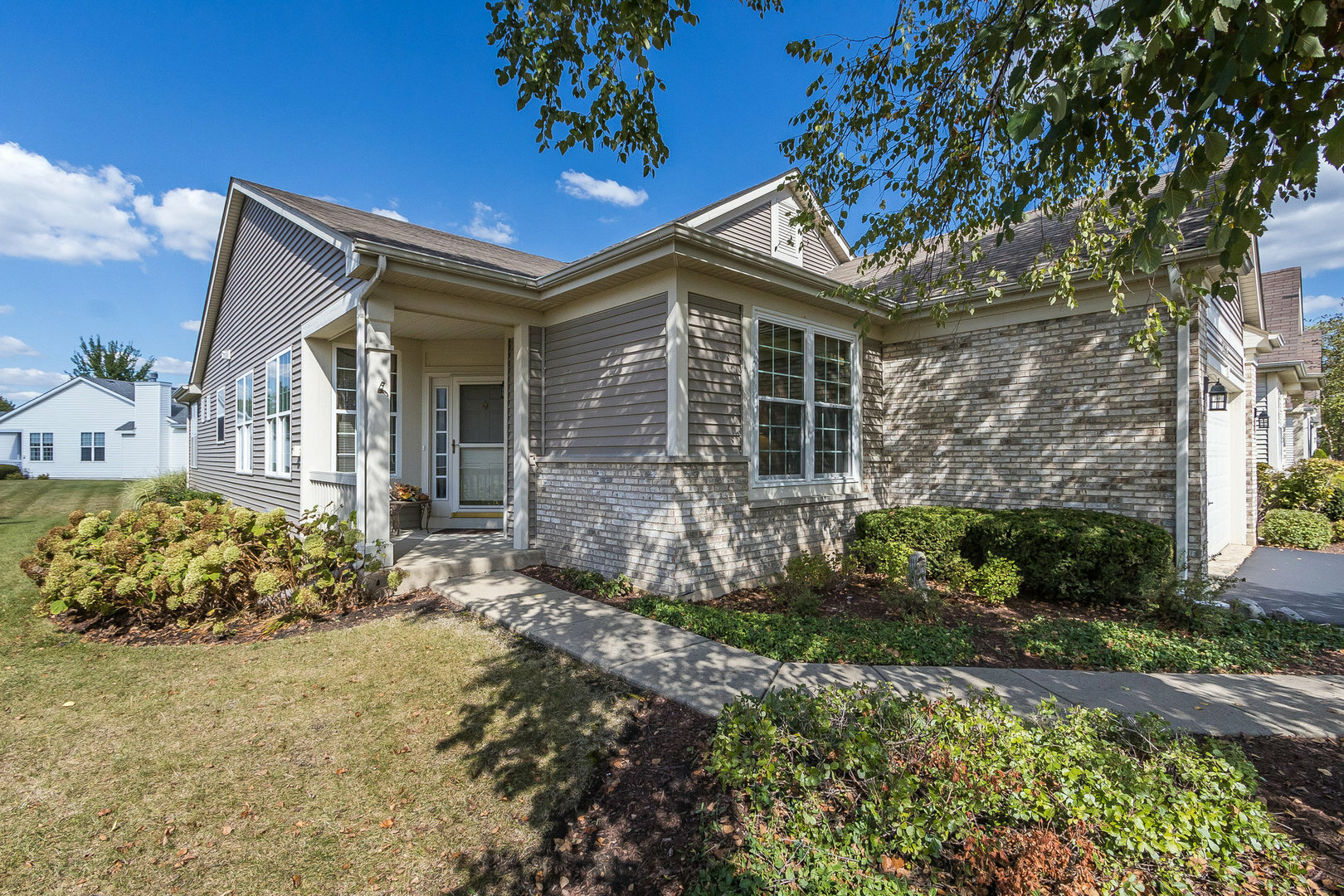 Property Photo:  21134 Sterling Lake Drive  IL 60403 