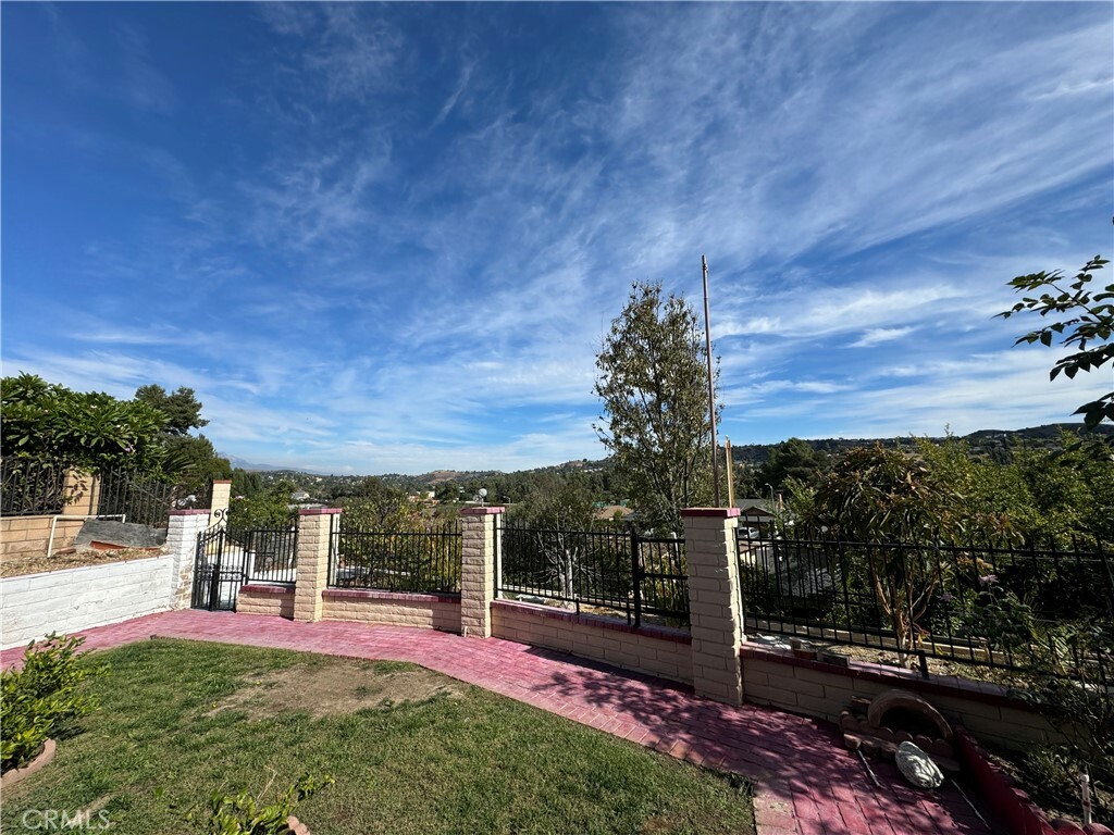 Property Photo:  338 Eagle Nest Drive  CA 91765 