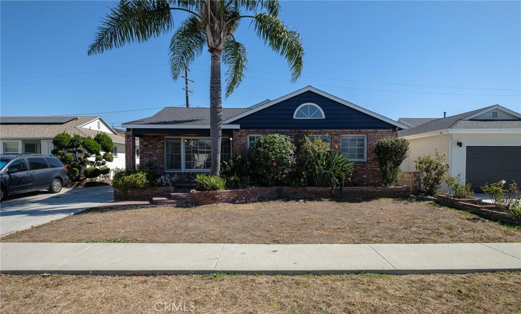 15308 Cranbrook Ave.  Lawndale CA 90260 photo