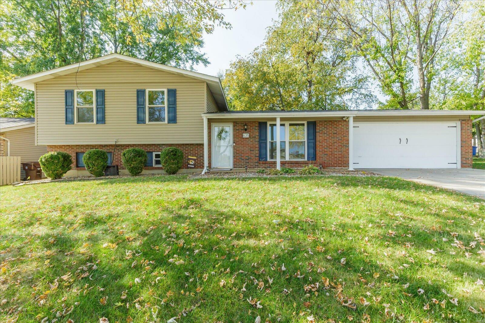 Property Photo:  635 Country Lake Drive  MO 63376 