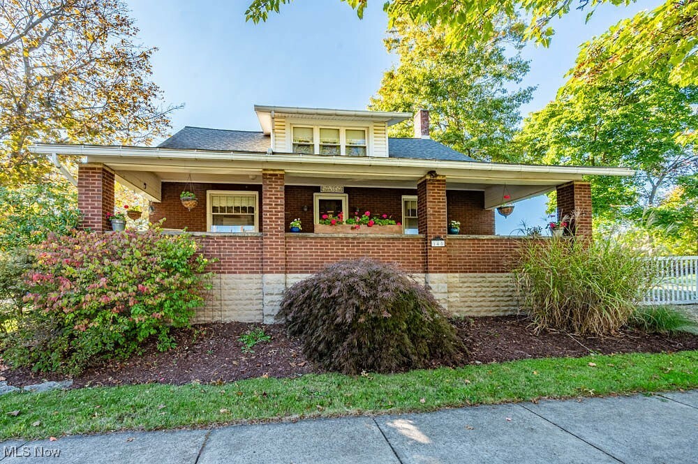 Property Photo:  145 Park Drive  OH 44460 