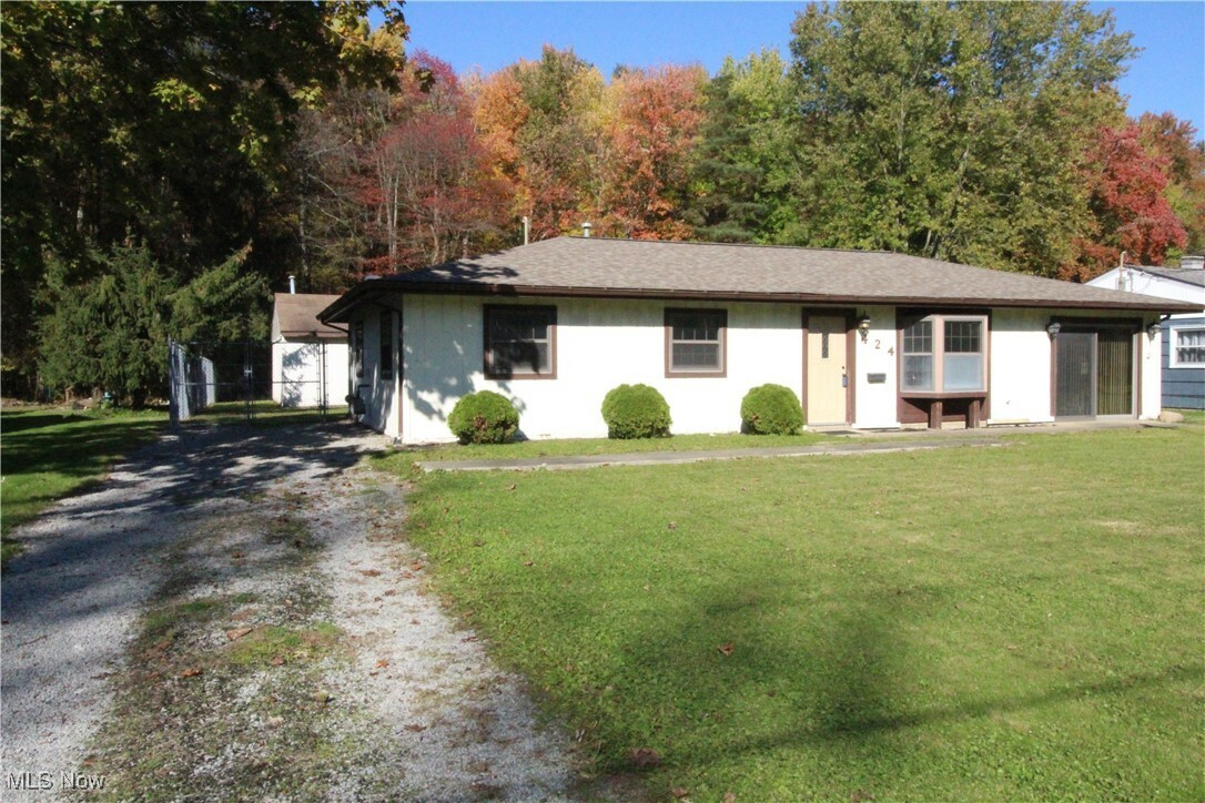 Property Photo:  424 Flagler Lane  OH 44511 