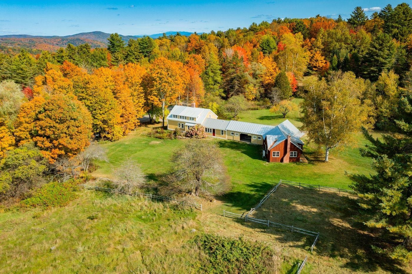 Property Photo:  706 Dearborn Hill Road  VT 05039 