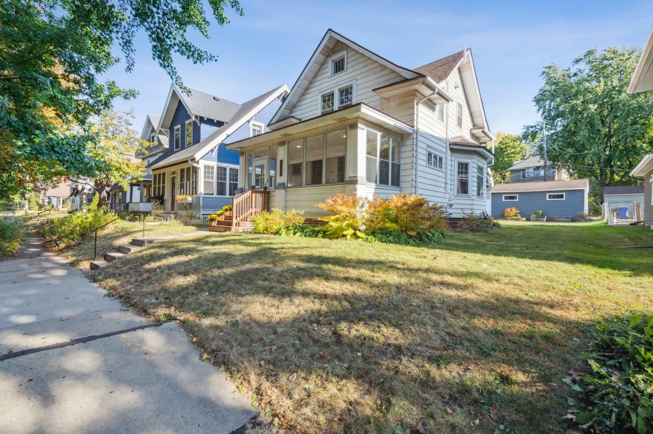 Property Photo:  128 Maria Avenue  MN 55106 