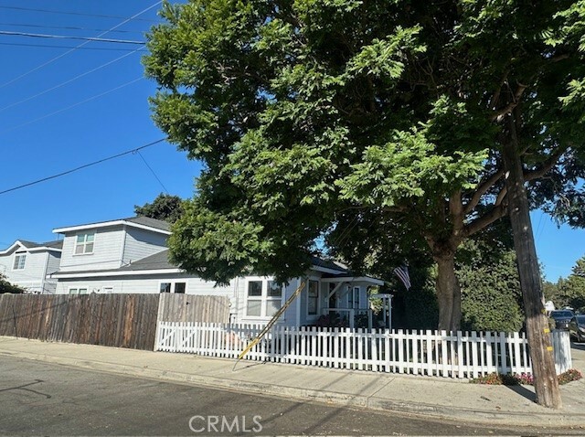 Property Photo:  246 Garden Street  CA 93420 