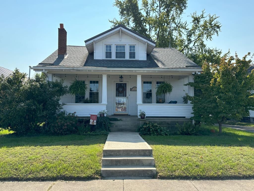 Property Photo:  422 Arch Street  OH 45601 