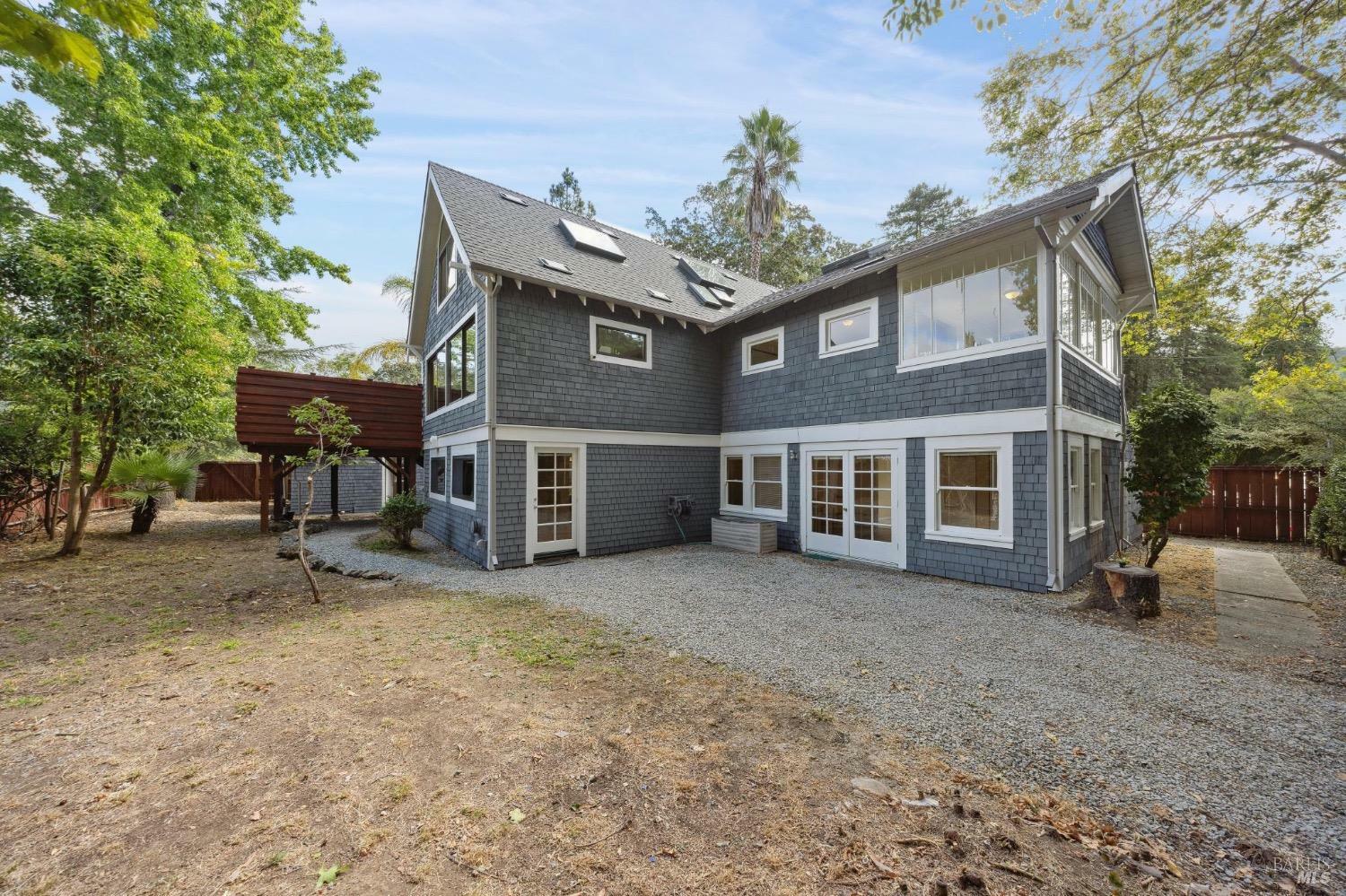 Property Photo:  52 Park Road  CA 94930 