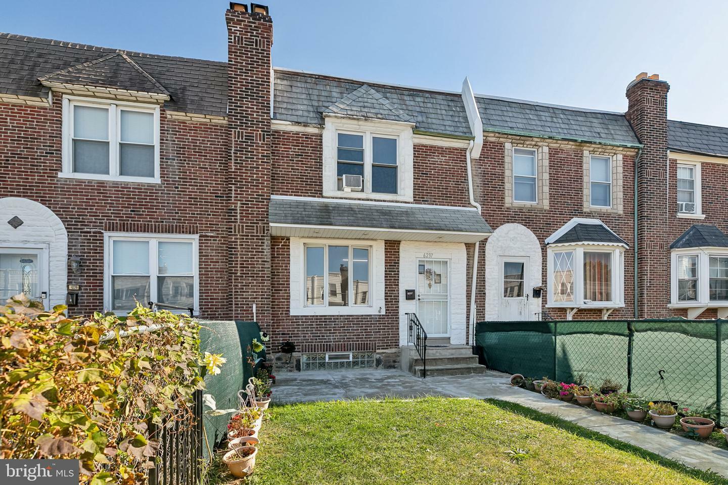 Property Photo:  6237 Erdrick Street  PA 19135 