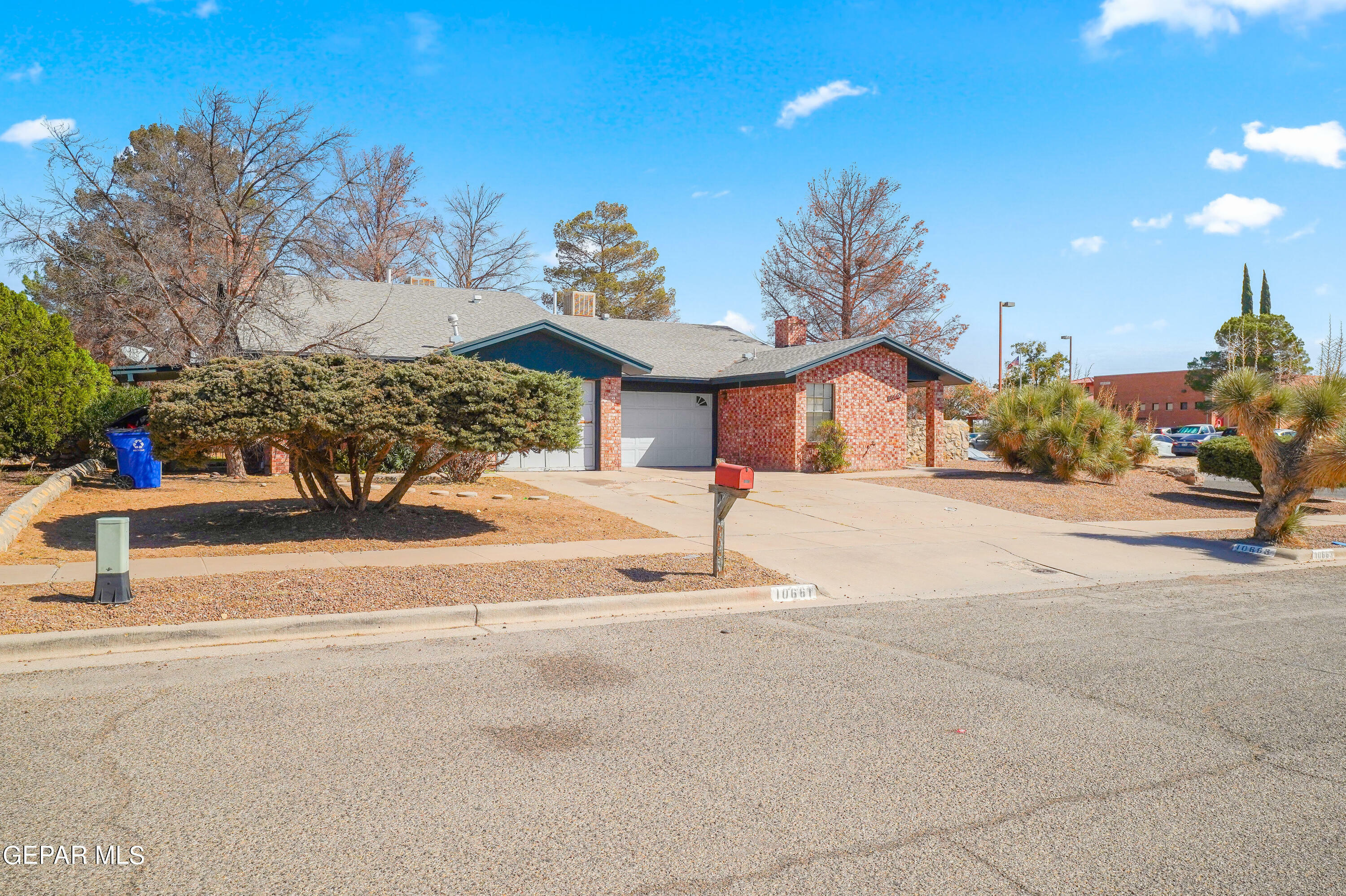 Property Photo:  10661 Islerock Drive  TX 79935 