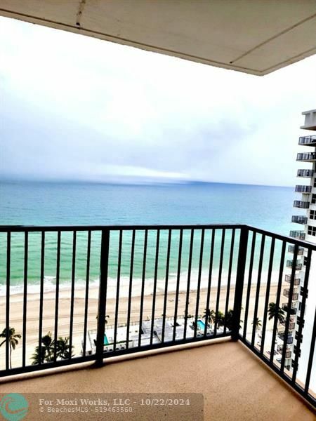 Property Photo:  2101 S Ocean Dr 2502  FL 33019 