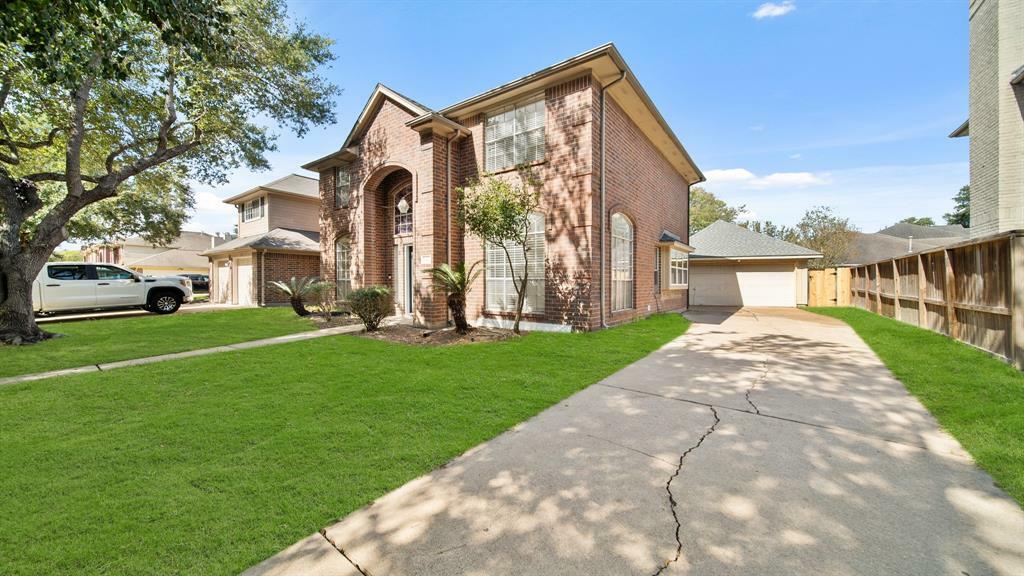 Property Photo:  1430 Autumn Dawn Court Court  TX 77489 