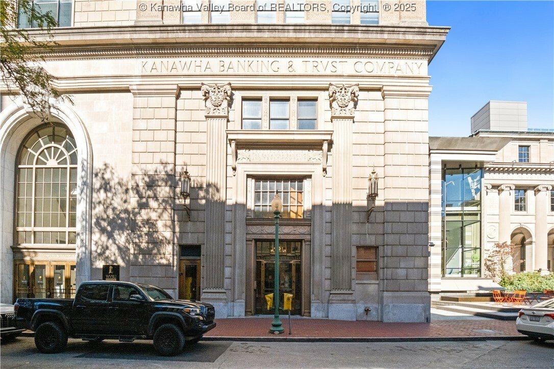 Property Photo: 109 Capitol Street 400 WV 25301