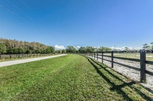 Property Photo:  11550 Innfields Drive  FL 33556 