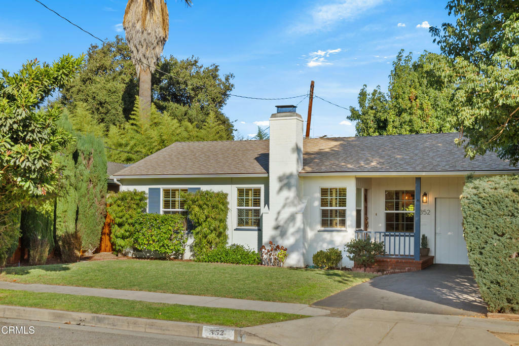 Property Photo:  352 S Carmelo Avenue  CA 91107 