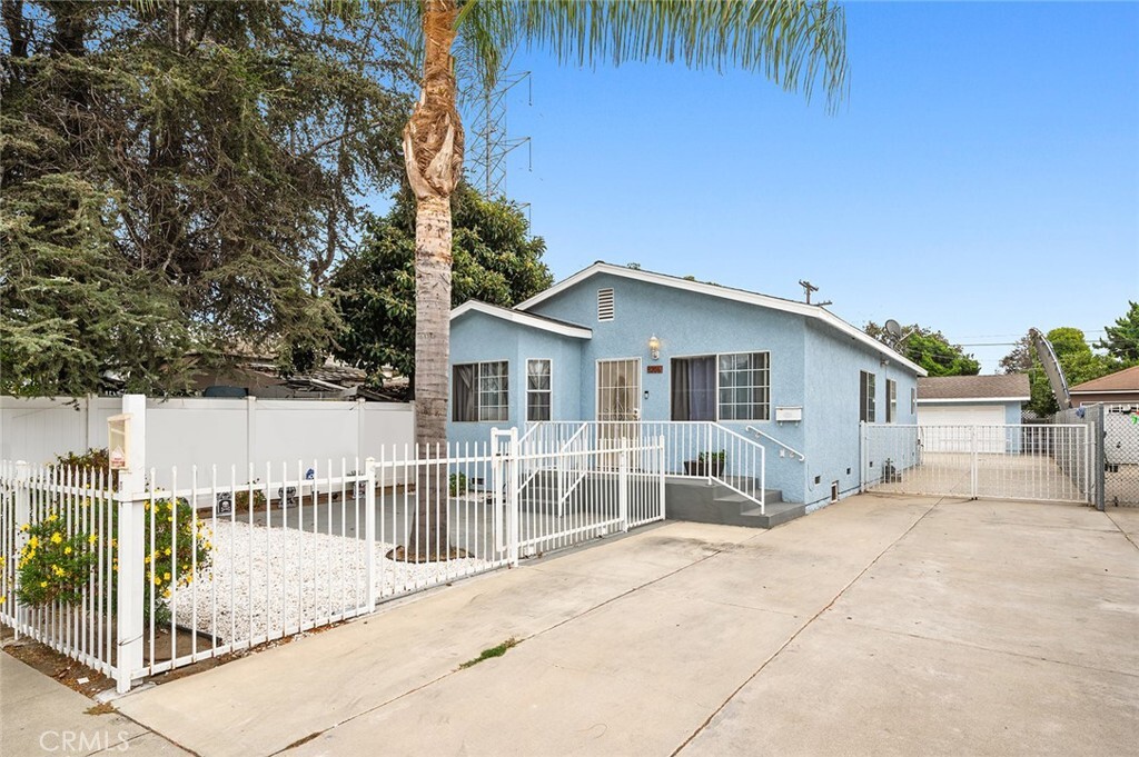 Property Photo:  9206 Elizabeth Avenue  CA 90280 