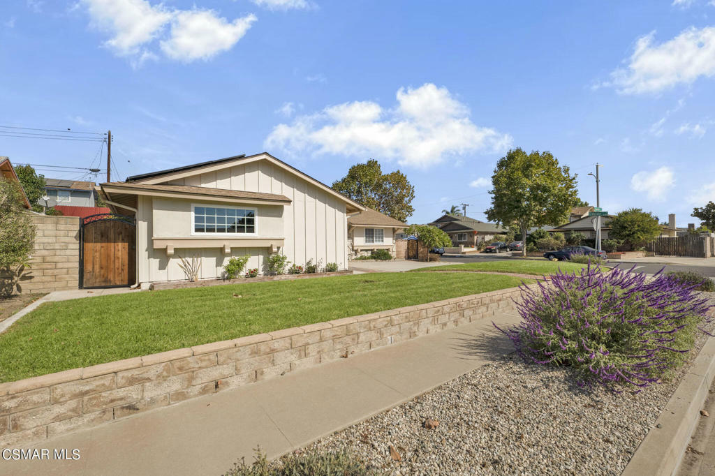 Property Photo:  2891 Wendell Street  CA 93010 