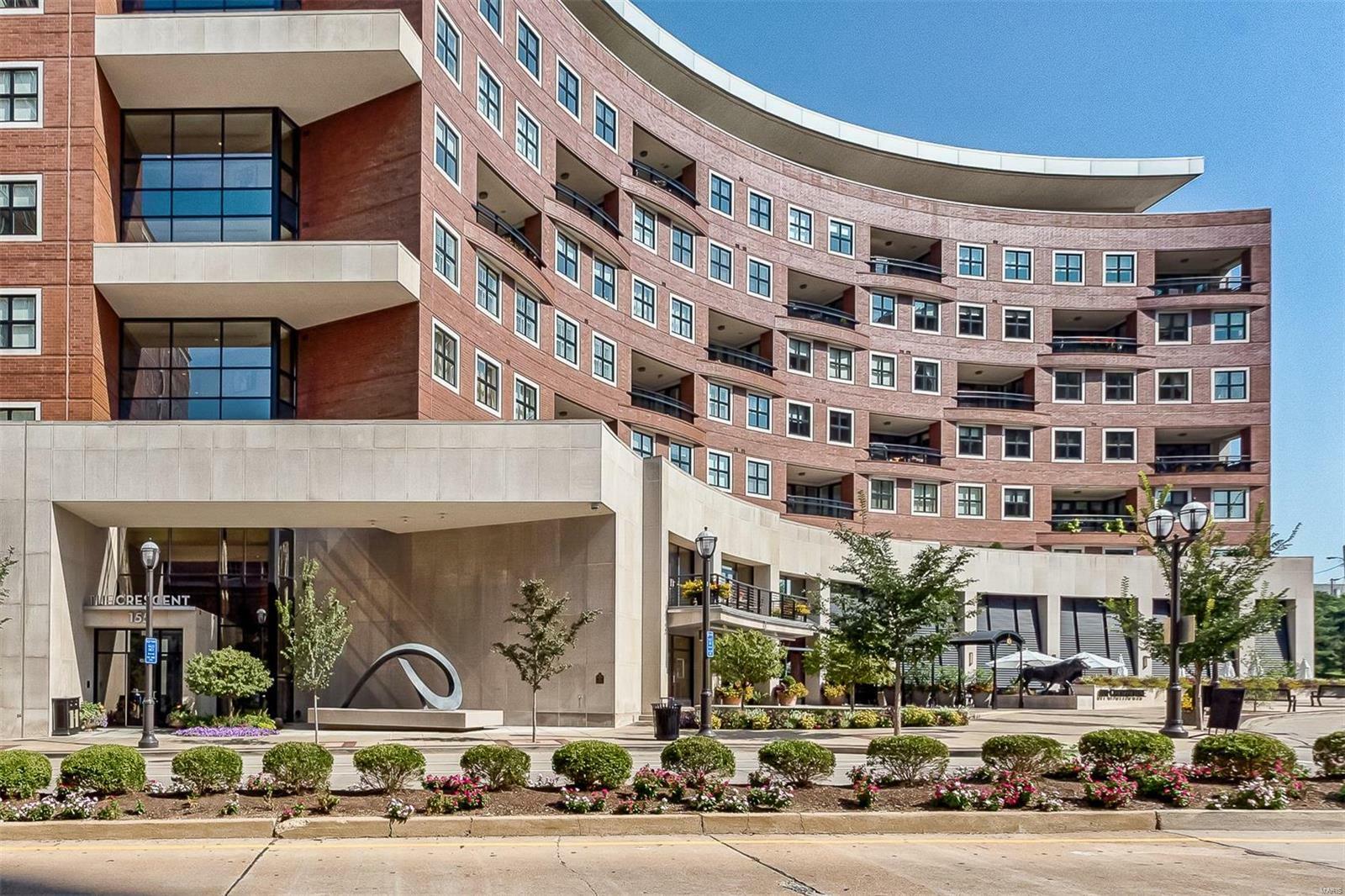 Property Photo: 155 Carondelet Plaza 407 MO 63105