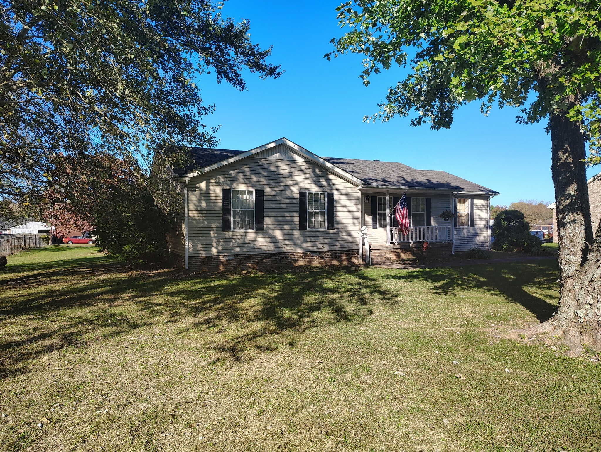 Property Photo:  242 Kay Cir  TN 37083 