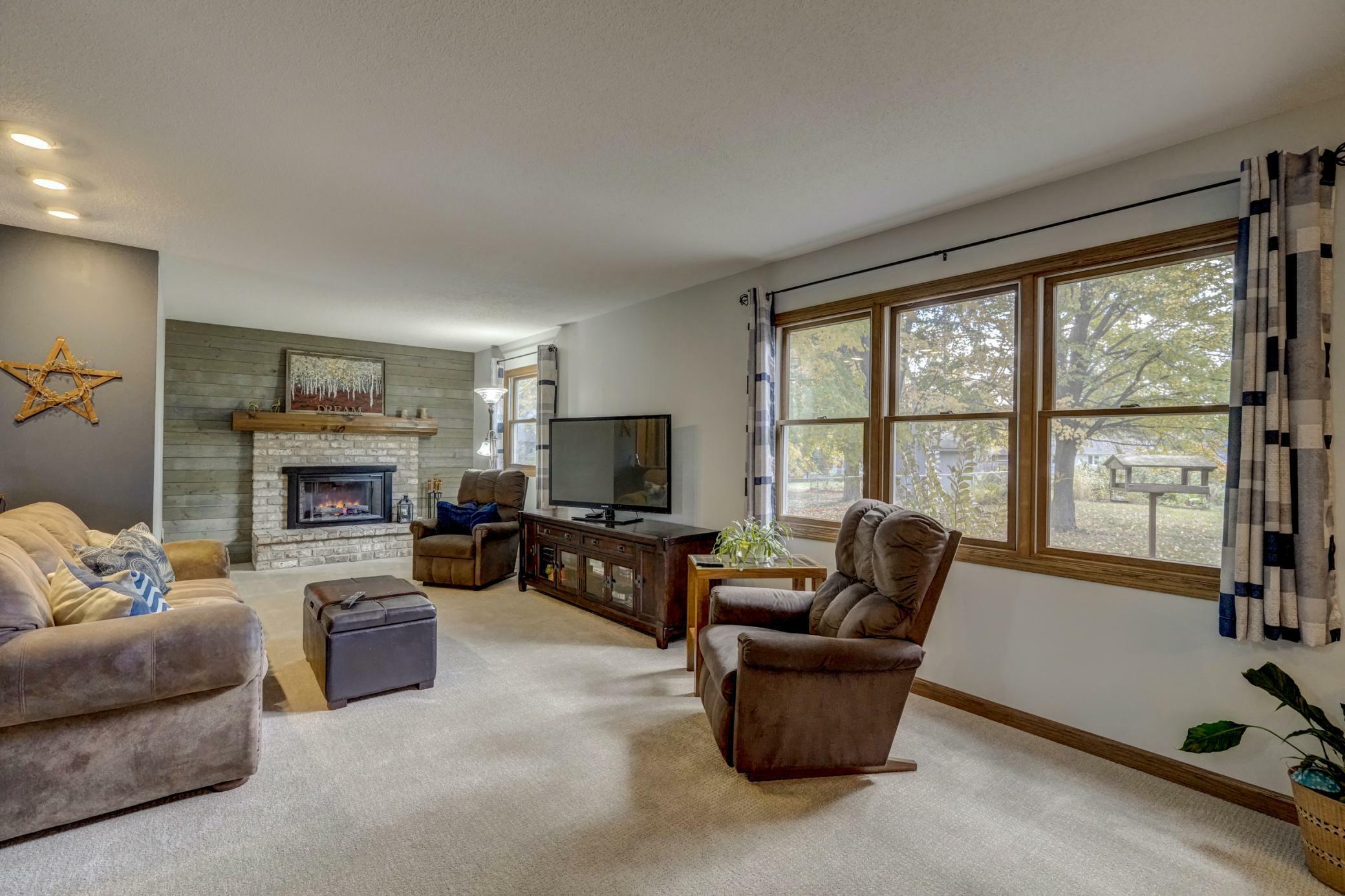 Property Photo:  2621 Fairlawn Drive  MN 55082 