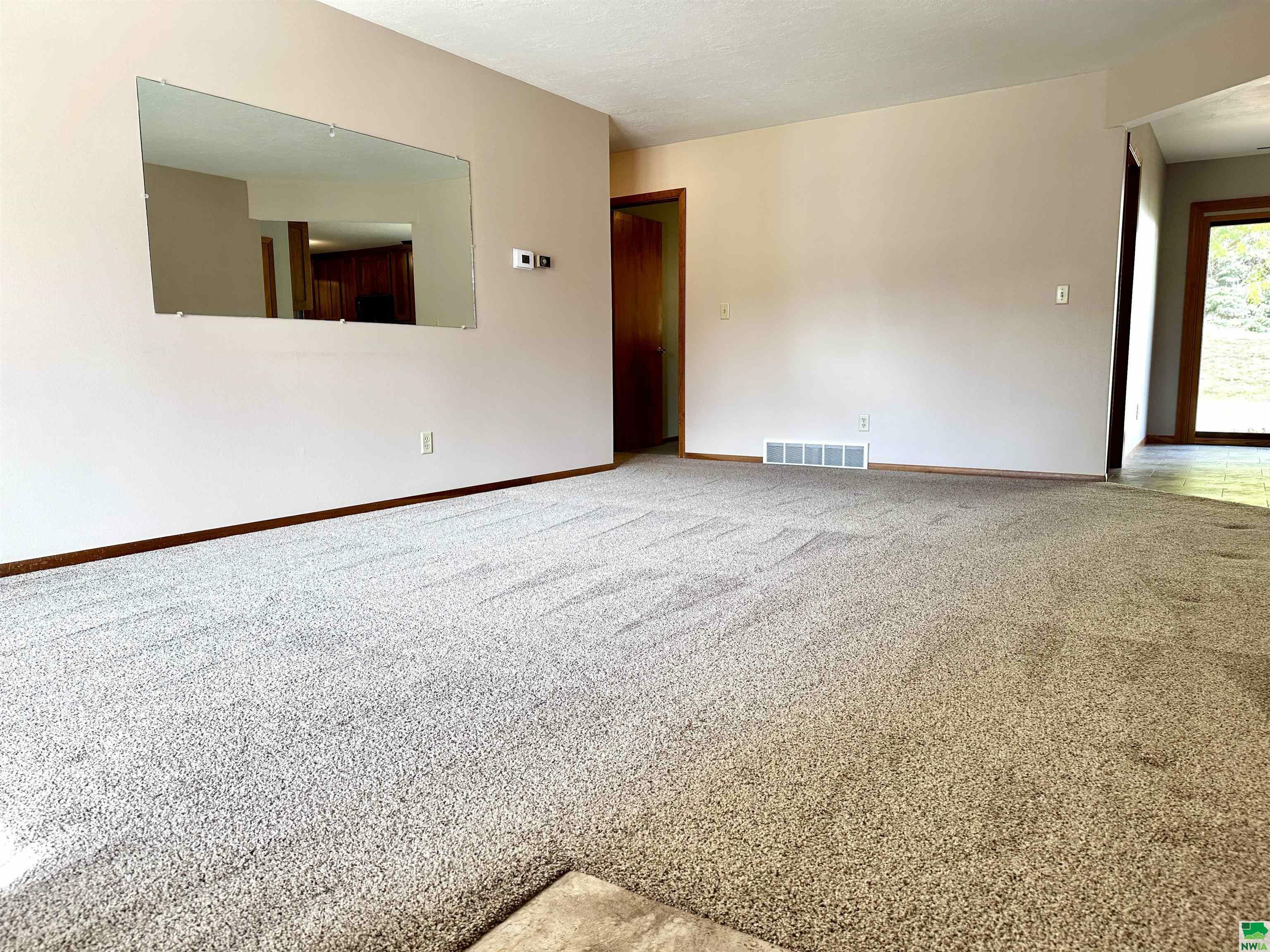 Property Photo:  5705 Myers Ave  IA 51106 