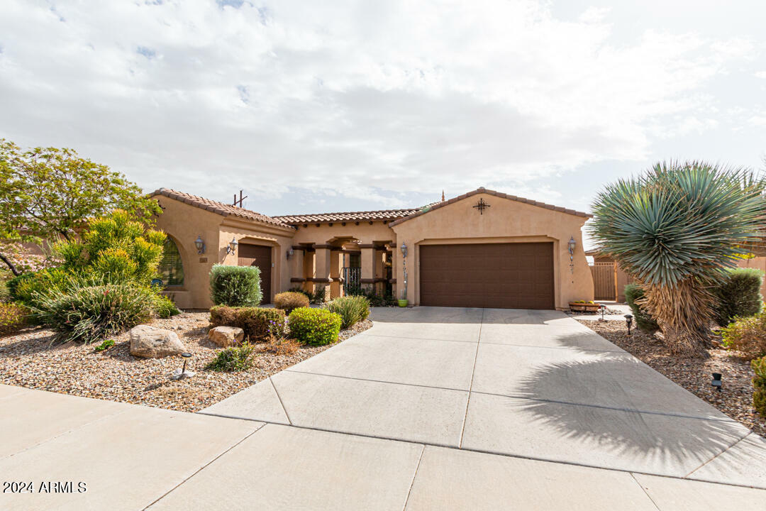 Property Photo:  12623 S 179th Drive  AZ 85338 