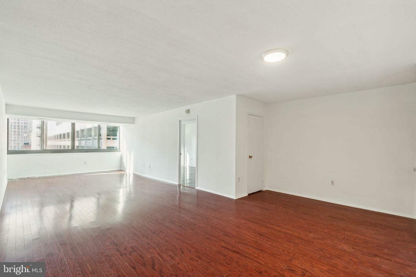 Property Photo:  1420 Locust Street 8I  PA 19102 