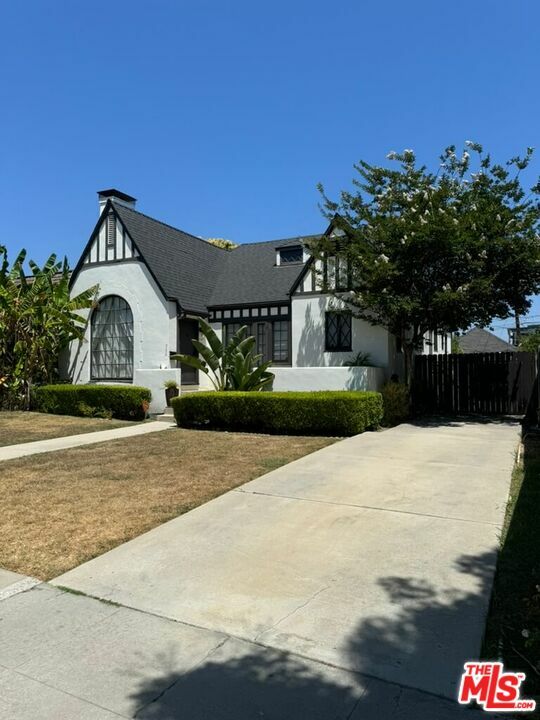 356  S Swall Dr  Beverly Hills CA 90211 photo