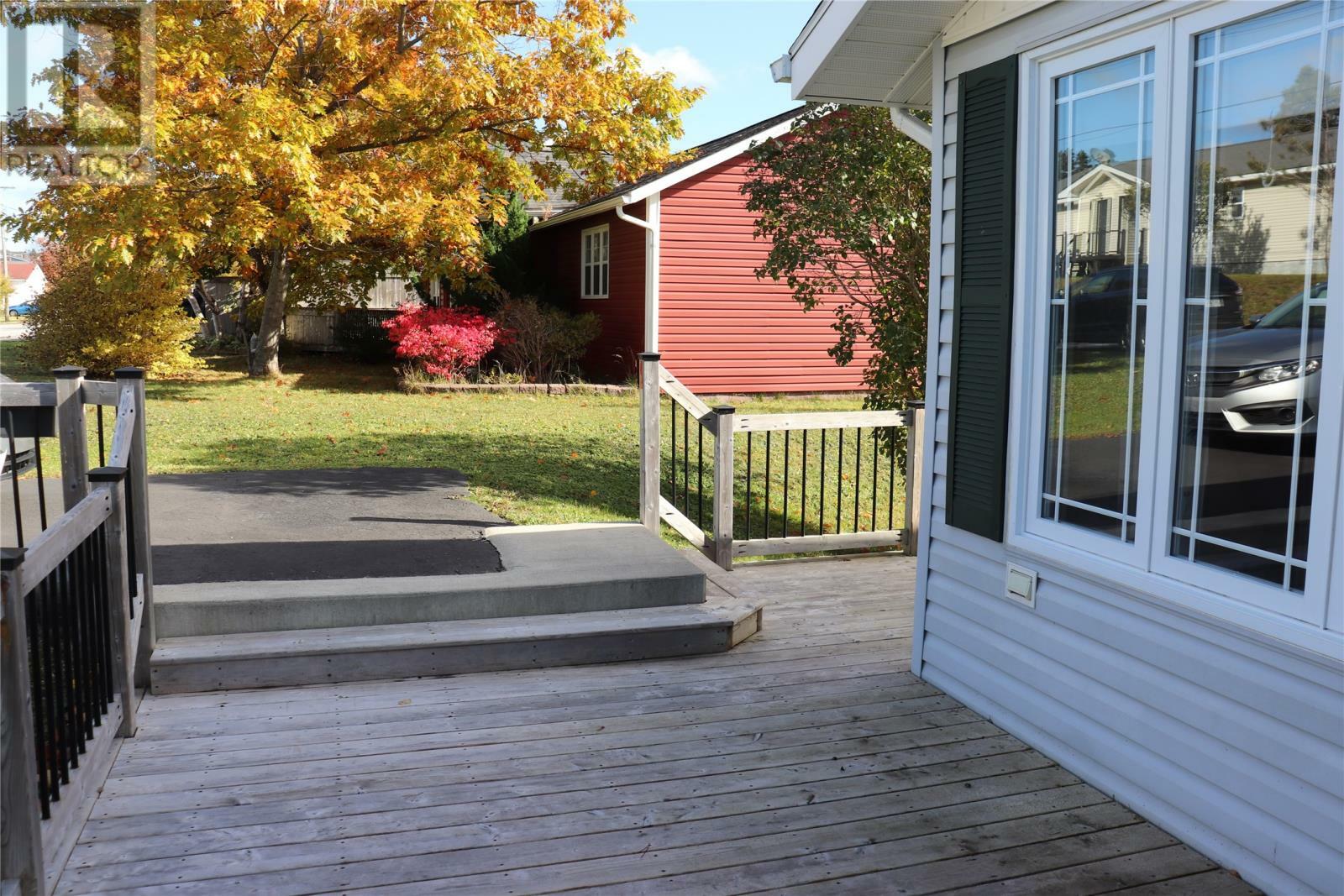 Property Photo:  36 Pleasant Avenue  NL A2N 1S2 