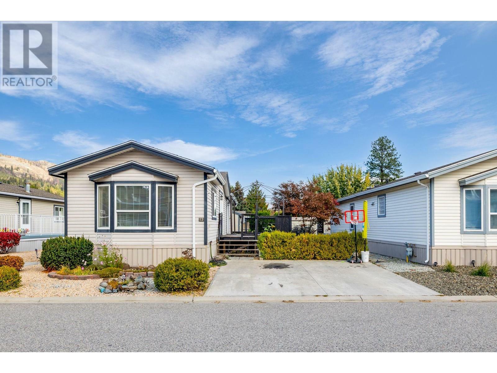 1835 Nancee Way Court 13  West Kelowna BC V1Z 4C1 photo