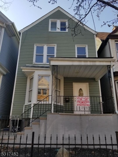 Property Photo:  242 N 6th St  NJ 07107 