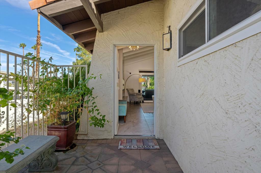 Property Photo:  46080 Burroweed Lane  CA 92260 