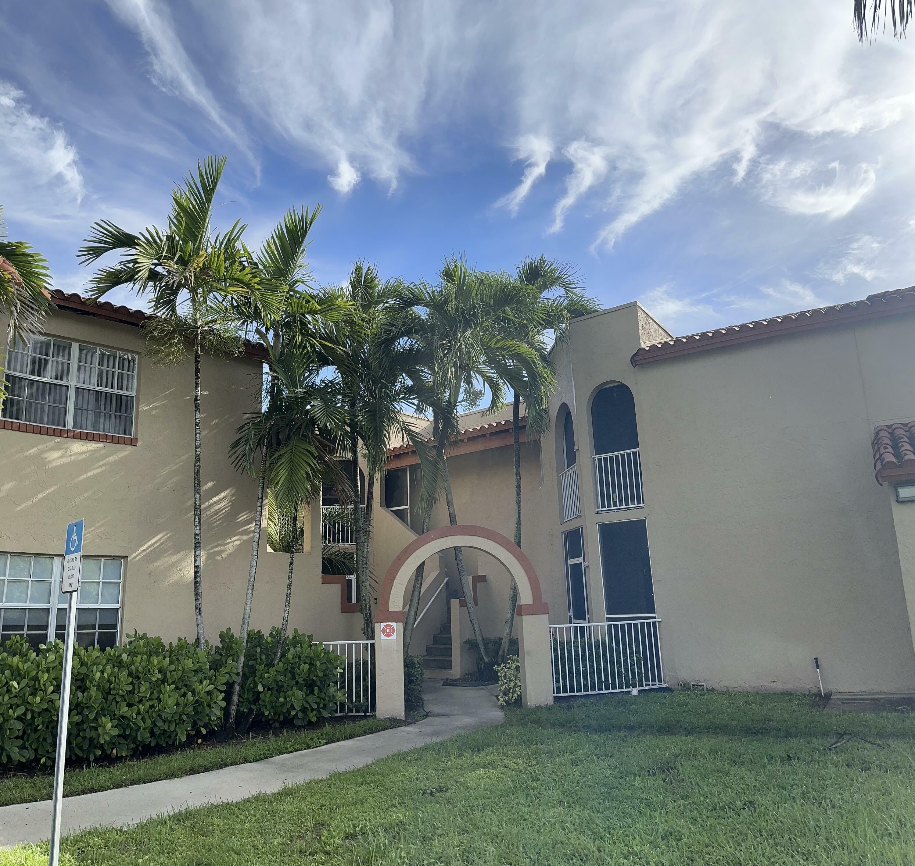 8621 SW 5th Street 203  Pembroke Pines FL 33025 photo