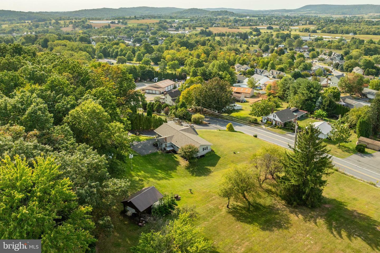 Property Photo:  110 N Ridge Road  PA 17569 