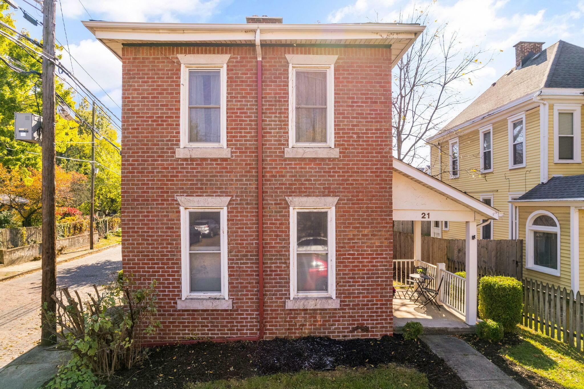 Property Photo:  21 E Mithoff Street  OH 43206 