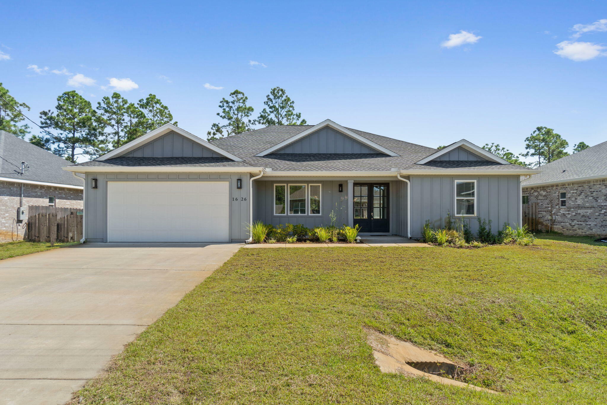 Property Photo:  1626 Ponderosa Drive  FL 32563 