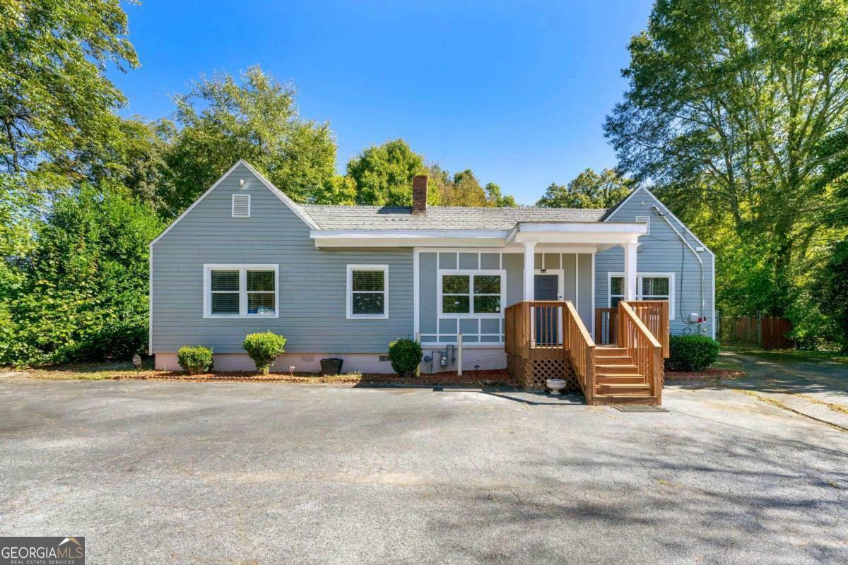 Property Photo:  312 Candler Road SE  GA 30317 