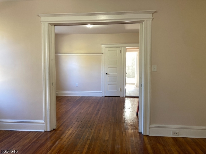 Property Photo:  25 Marcy Ave 1  NJ 07017 