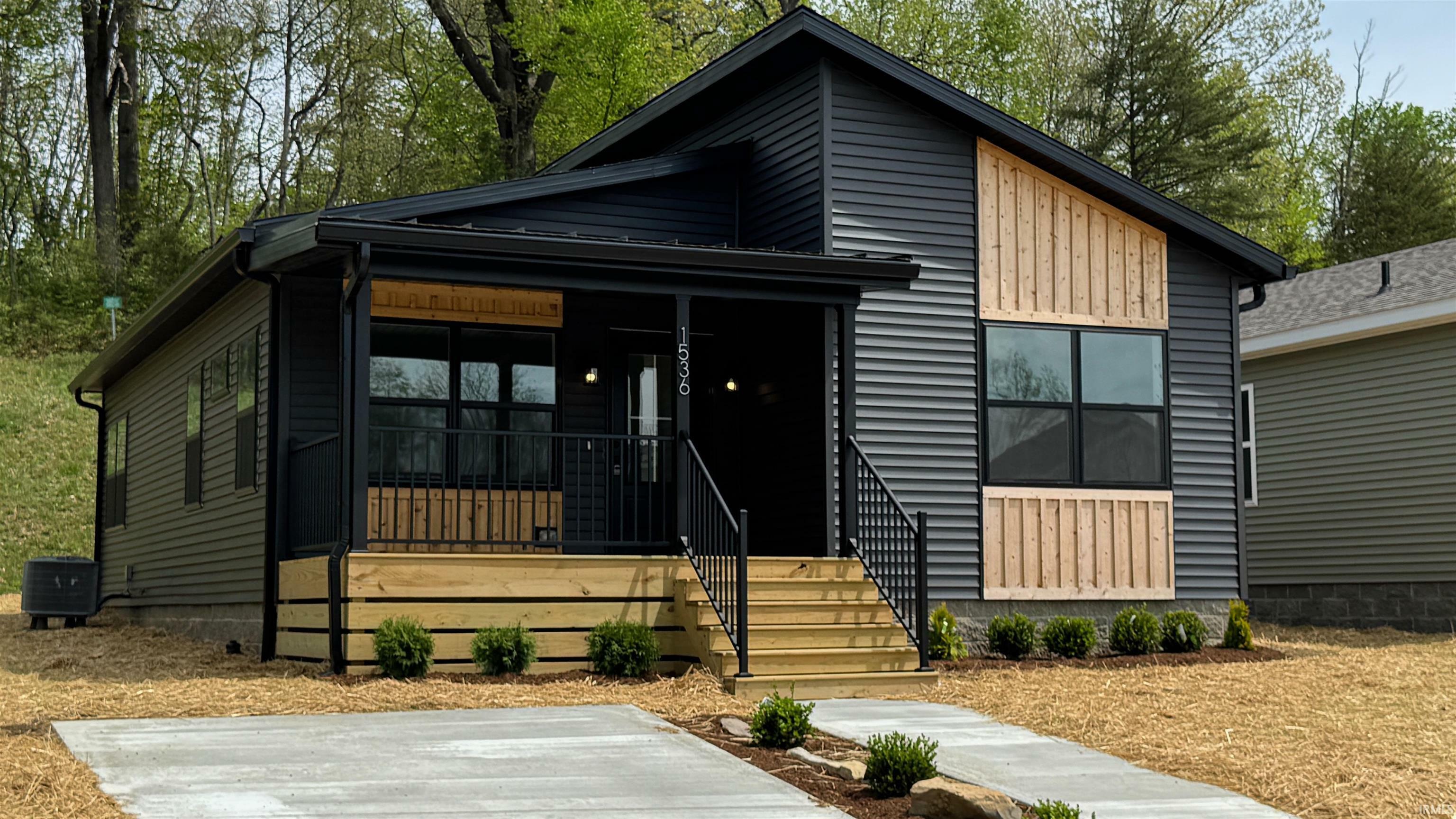Property Photo: 1536 N Breckenridge Road IN 47404