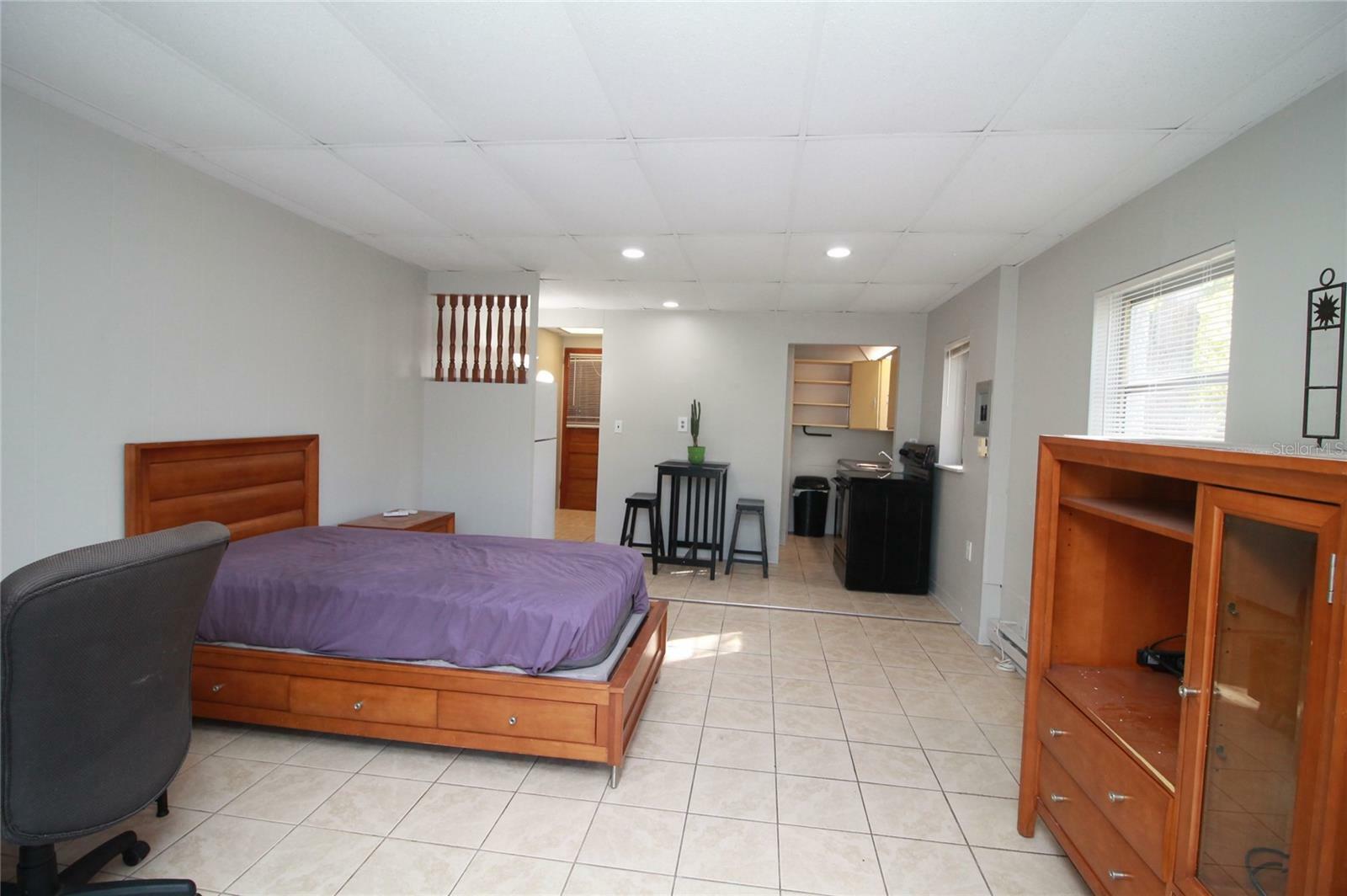 Property Photo:  1079 W Magnolia Street  FL 34711 