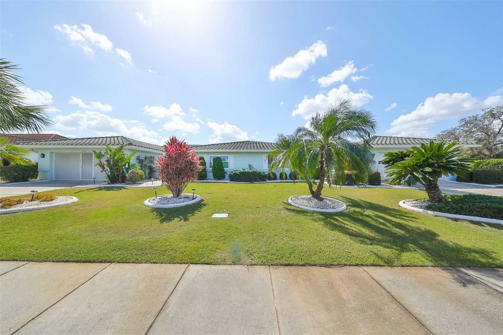 Property Photo: 1630 Woodmar Drive FL 33573