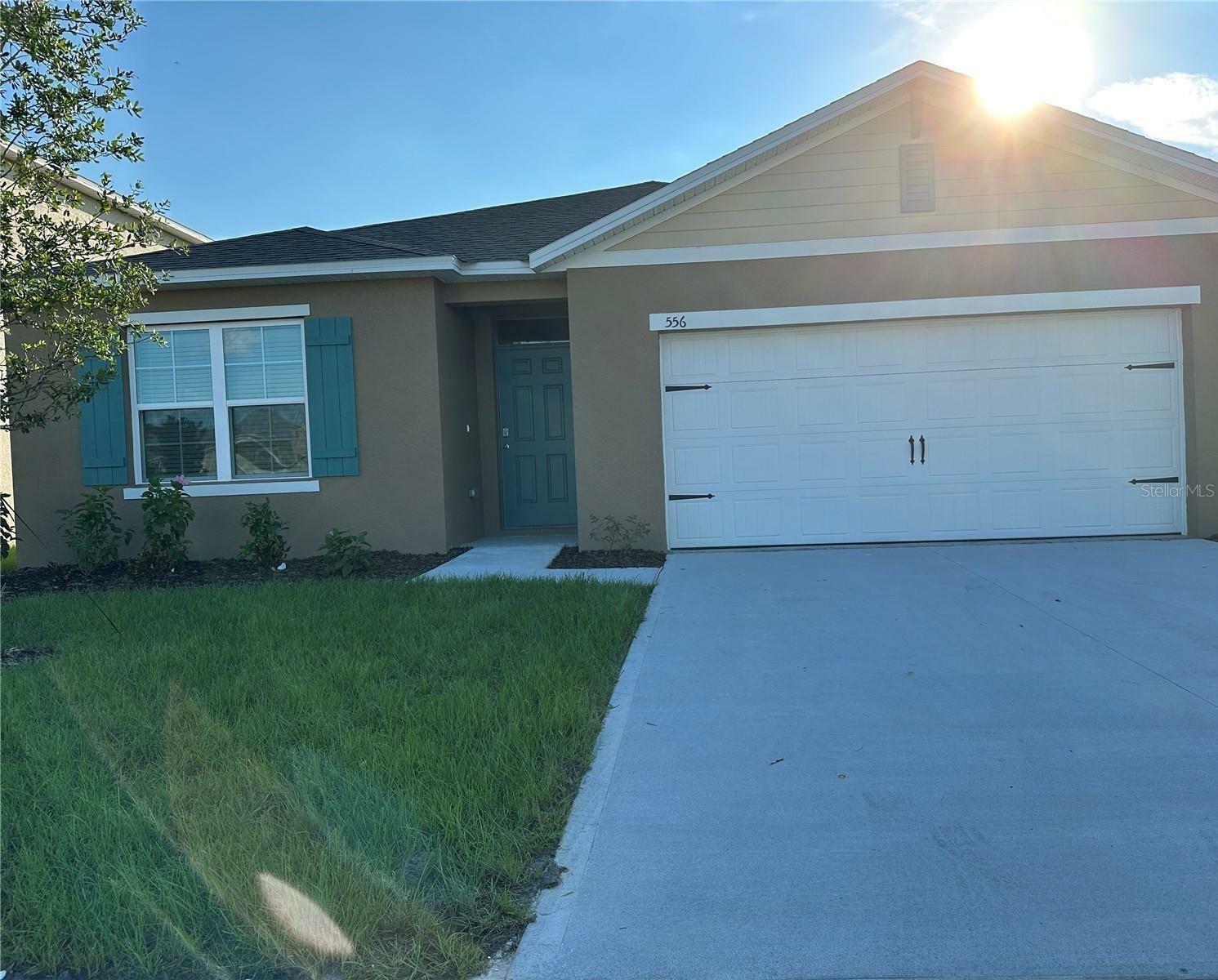 Property Photo:  556 Park Place Boulevard  FL 33837 